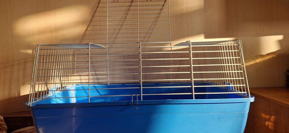 Продается большая клетка для животных