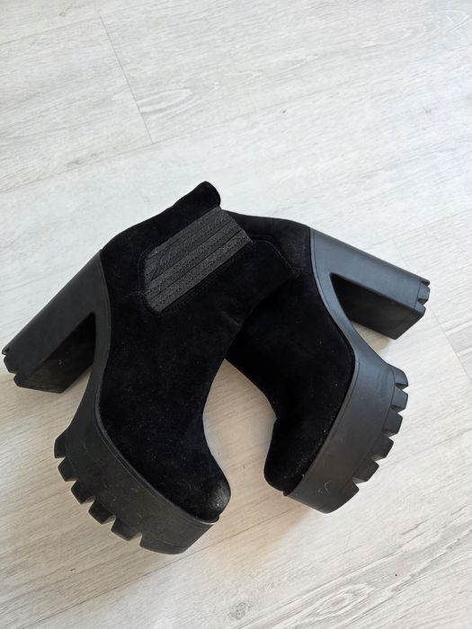 Vand cizmulite scurte