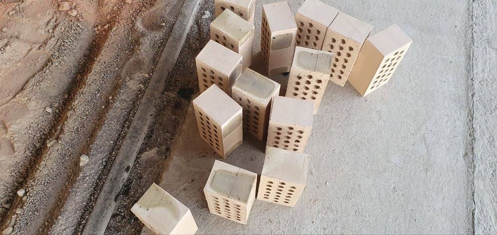 Radus zavodi #радус Gisht bor oxongoron#gisht #гишт #кирпич #уй #пено