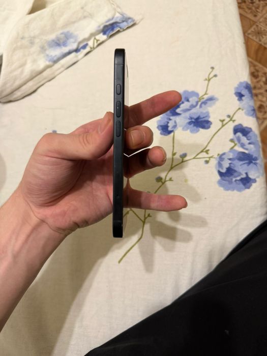 Айфон 16 на 256 гб