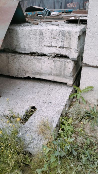 Продам плиты б/у