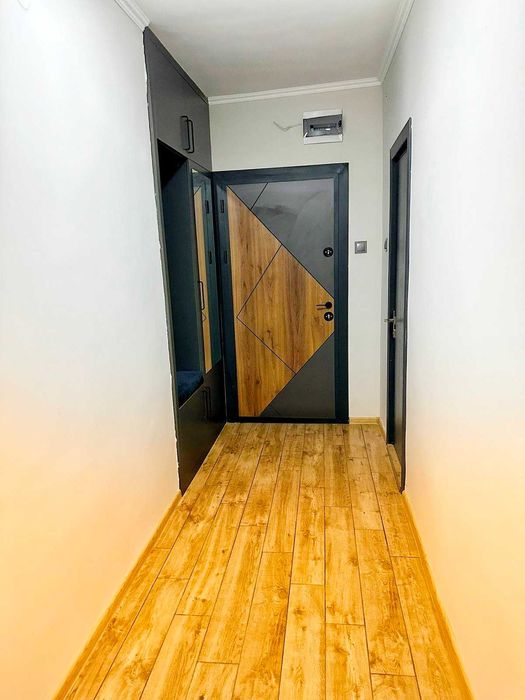 Дава се под наем Четиристаен апартамент в Асеновград - 116 кв.м за 382.5 € - Снимка #8