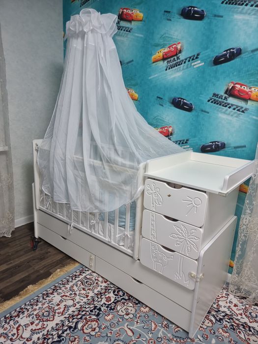 Продам детскую кроватку