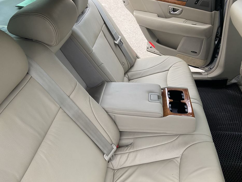 Kia Opirus продается