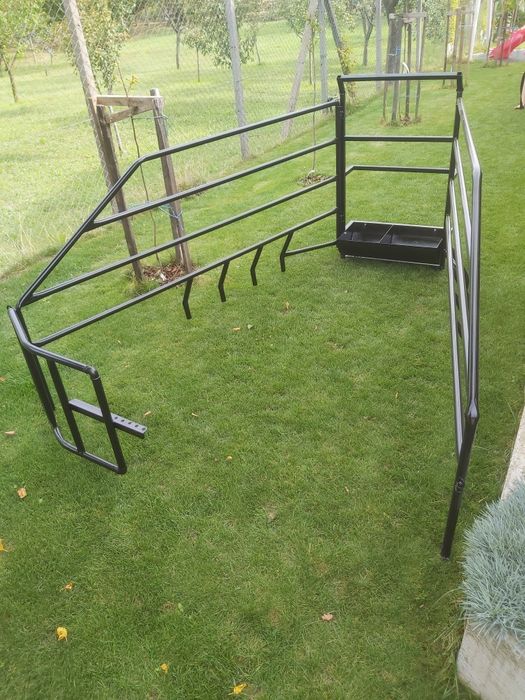 Fătare scroafe boxe