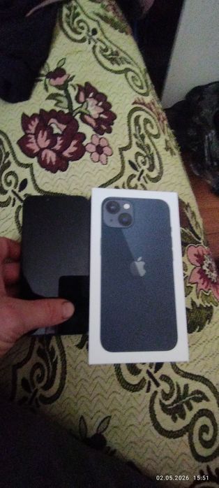 Айфон 13 черный продам