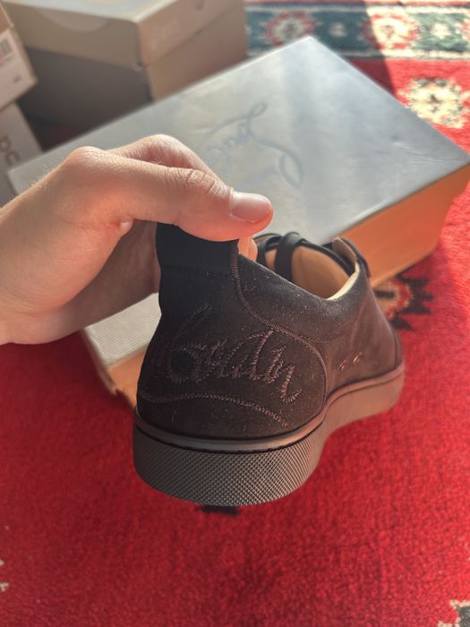 Papuci louboutani editie limitata
