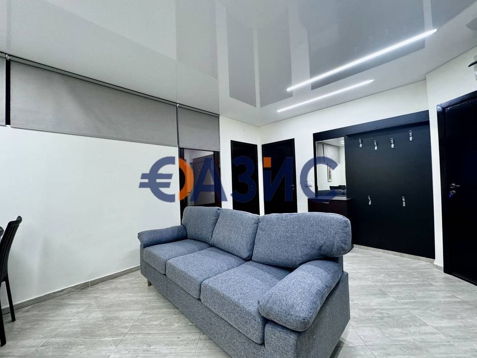 Продава се Тристаен апартамент в Свети Влас - 100 кв.м за 1500 €/кв.м - Снимка #9