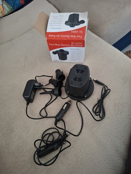 Pompa electrica pentru saltele, colăcei,etc