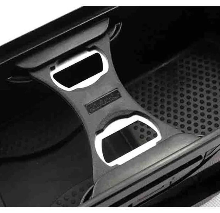 Разделител за къпхолдърите за Volkswagen Golf 6 Jetta 5 6 Scirocco VW