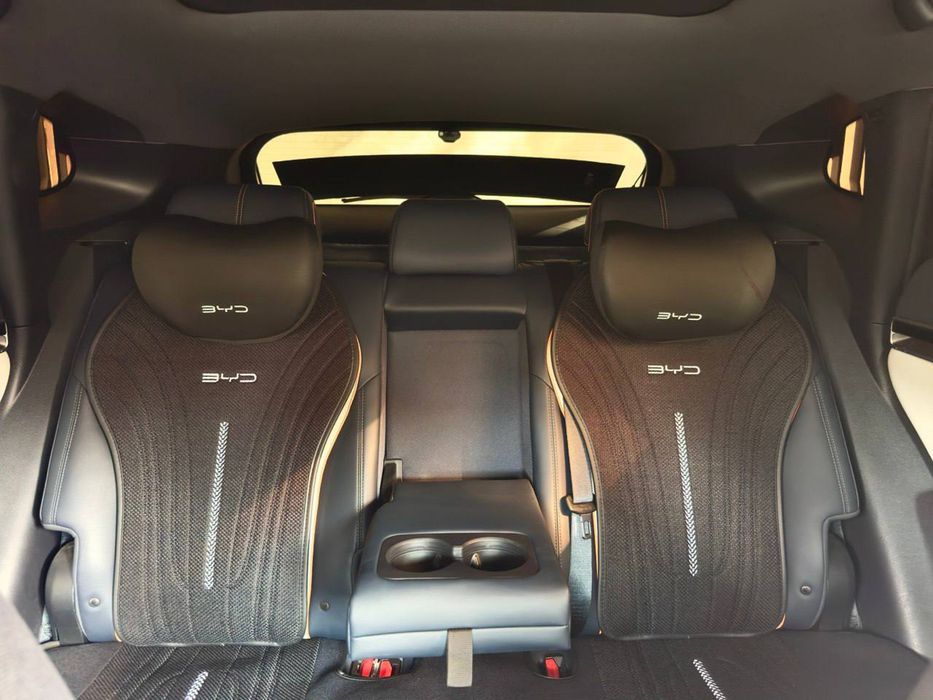 Подголовник подушка для BYD