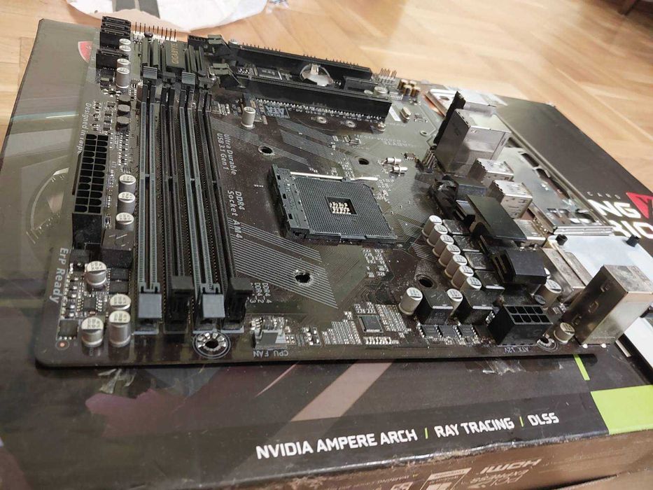 Gigabyte GA-AB350M DS3H