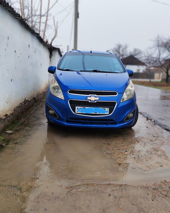 Spark 3 pozitsiya sotiladi