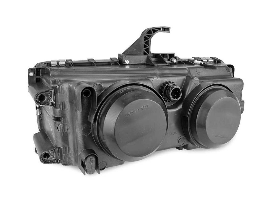 Фарове Фар за Мерцедес Аксор MP2 / MERCEDES AXOR MP II 2004 - 2015