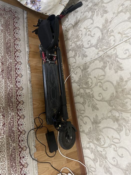 Элекртосамокат KUQUAY X1