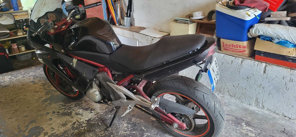 Мотор Kawasaki ER 6 F