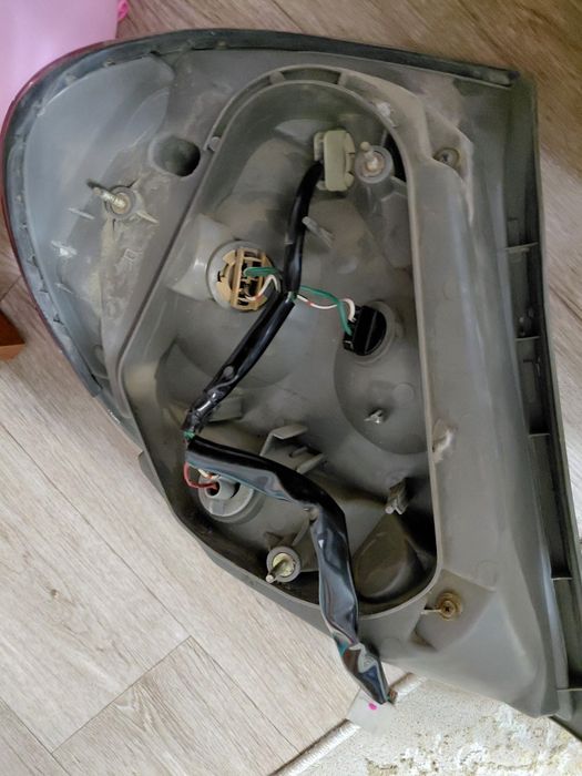 Камри 35 задние фары