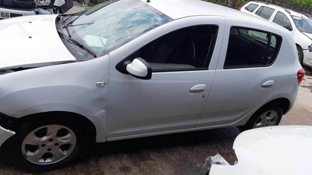 Piese sandero Dezmembrari Sandero Dezmembrez Sandero 2016 1.5 euro 6