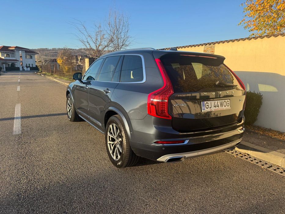 Volvo XC90 Inscription//D5 AWD 235CP 4X4