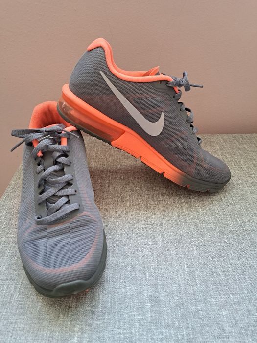 Маратонки Nike Air max