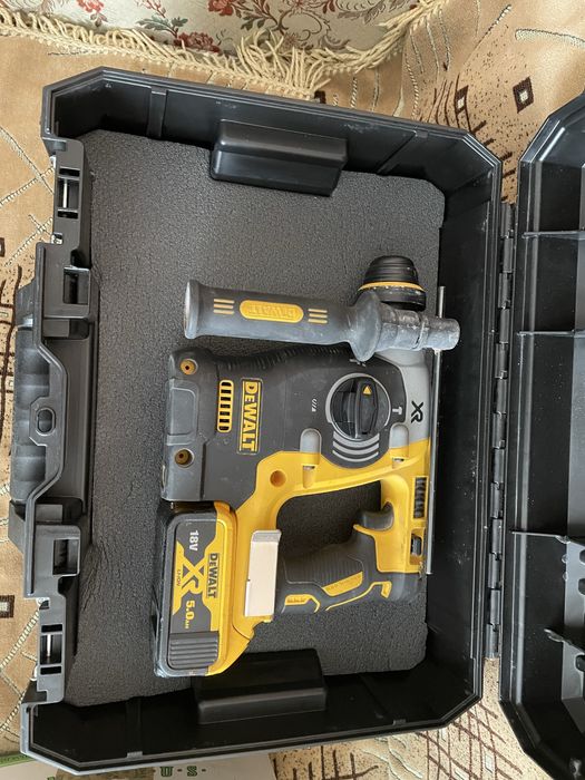 Set dewalt 18 v brashlles2025