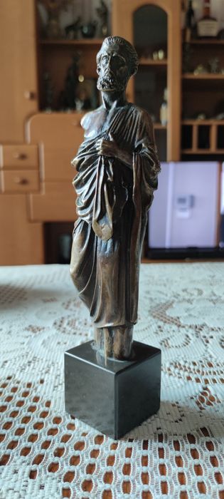 Стара Авторска Бронзова Пластика на Хипократ