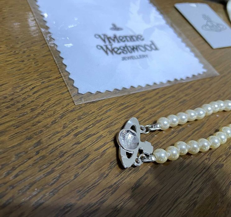 Colier Vivienne Westwood Mini Bas Relief