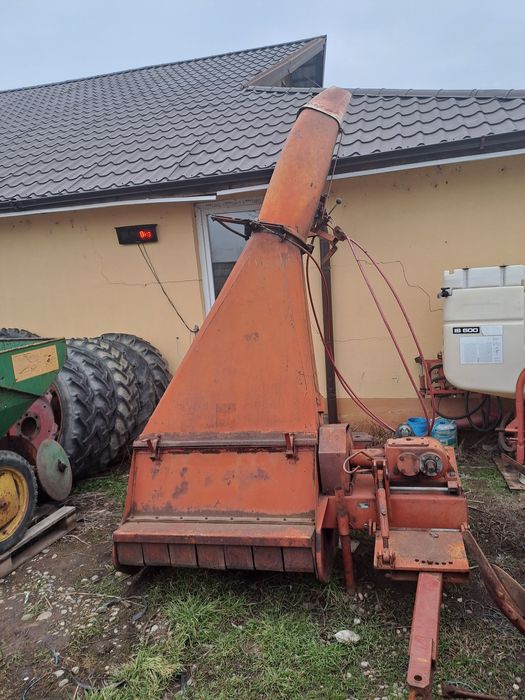 Tocătoare resturi vegetale