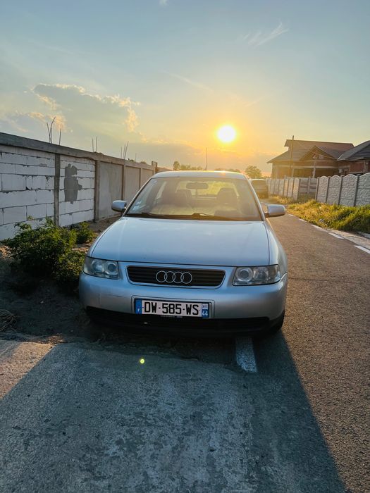 Vând Audi a3  mașina