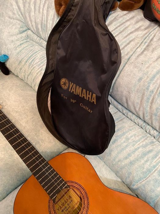 Продаю гитару в хорошем состоянии