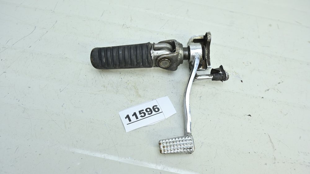 Pedala Frana Cu Scarita Fata Dreapta Kawasaki Z750 2004 - 2006