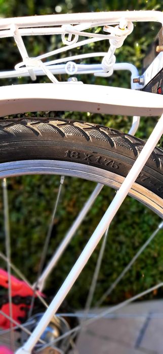 Bicicleta Scirocco pentru copii Princess 18, casca si roti aj cadou