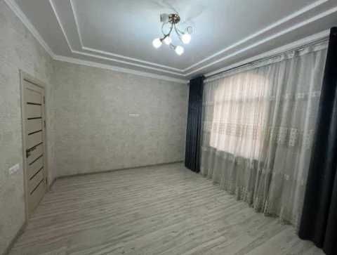 Продам квартиру в новостройке 95м2 Кирпич