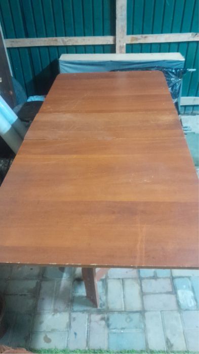 Стол книжка.