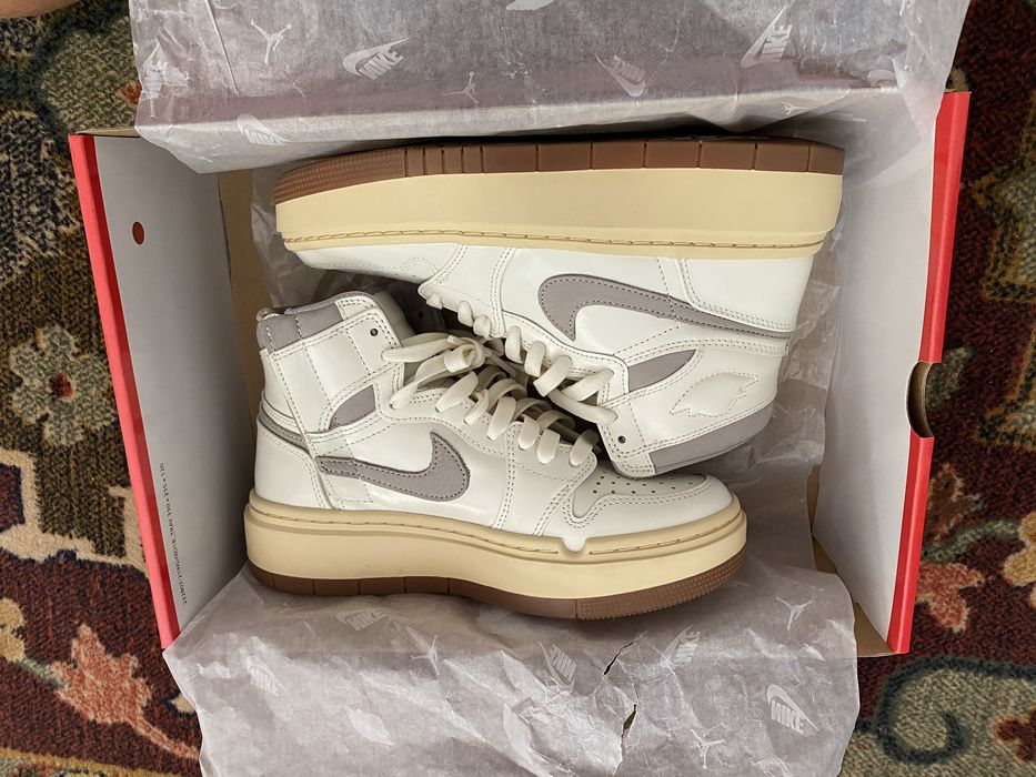 Jordan 1 elevate high