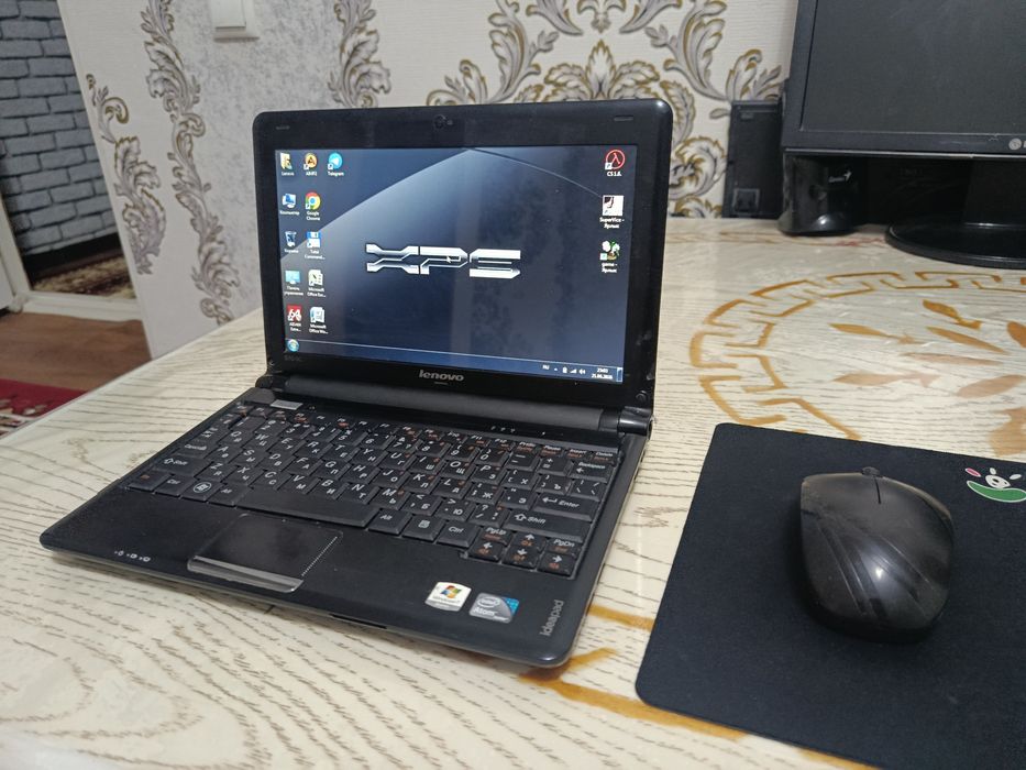 Netbuk Lenovo. 128 GB. Zaryad 1,5 soat