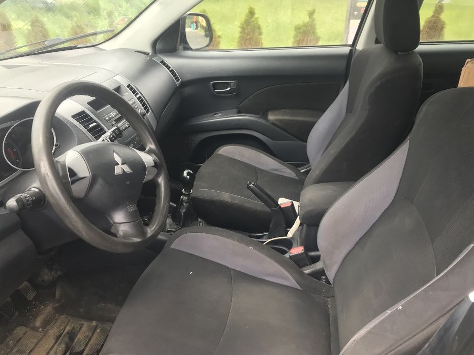 Mitsubishi outlander 2.0tdi 4x4 schimb cu platforma auto 2t sau 2.7t