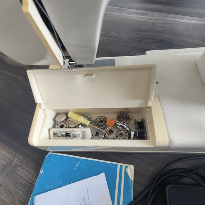 За Майстори Singer  и Eva super