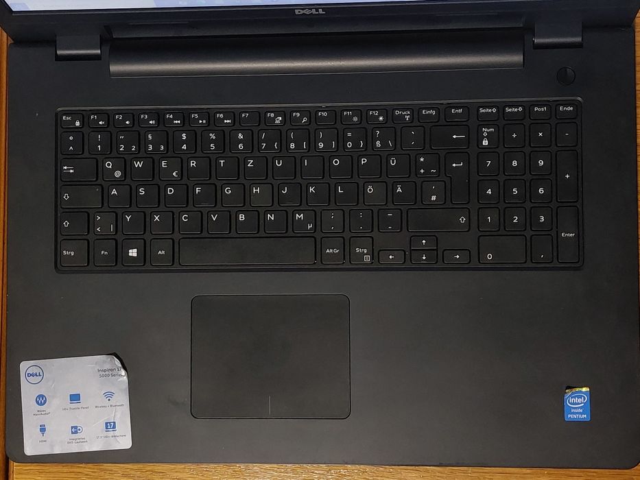 Laptop Dell 17.3 Pentium 3558U 1,7Ghz, 8GB 500GB, Intel HD, Baterie Noua Win10 Office 2024