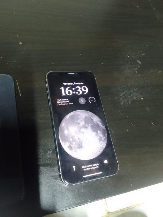 Продам айфон X в хорошем состояний