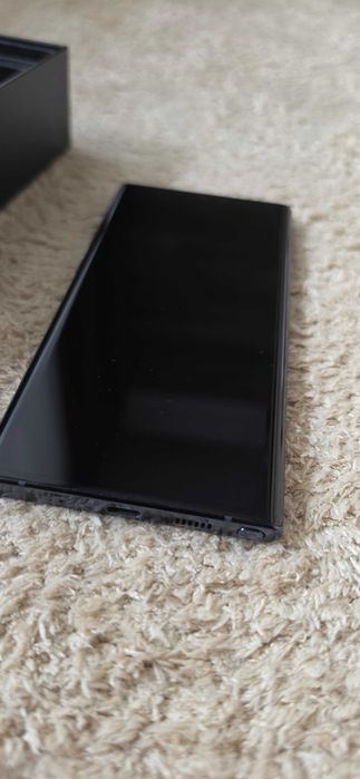 Продавам Samsung Galaxy Note 10+ Перфектен