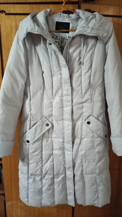 Пуховик зимний 52 размер.