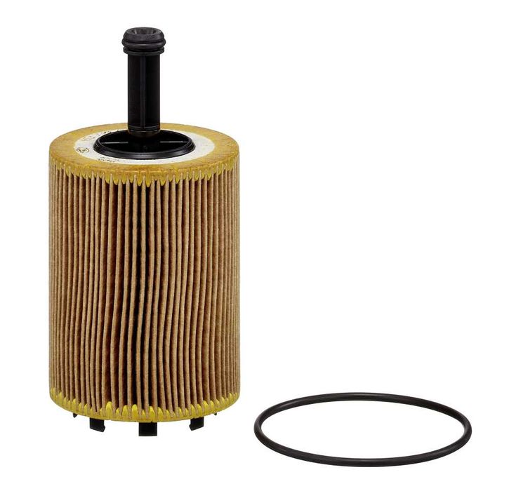Pachet filtre și ulei Castrol 5w30 4 L. pentru revizie Octavia II/Passat B6/Golf V,VI/Touran/Superb II/Audi A3/Seat Altea - reducere preț ulei