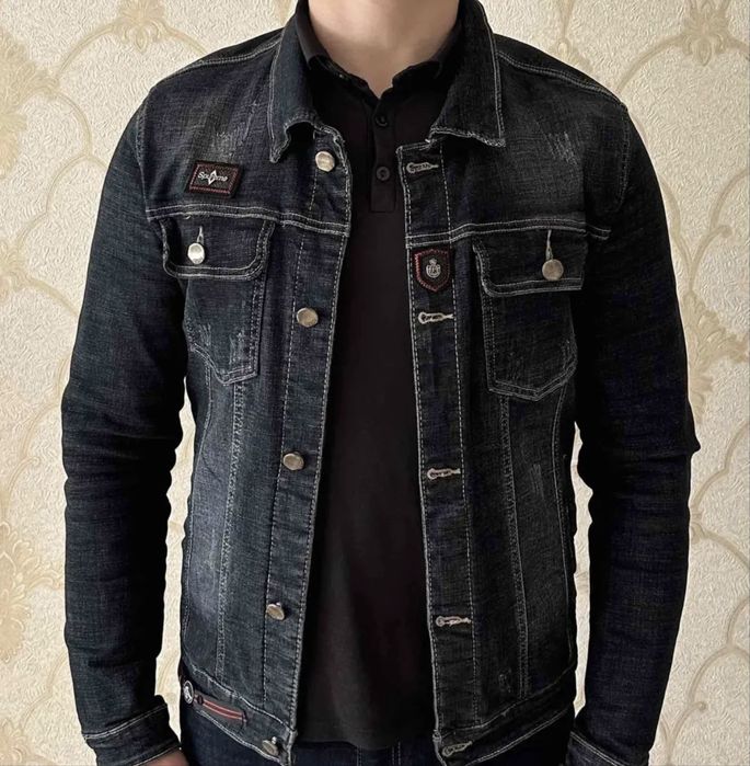 Джинсовая куртка