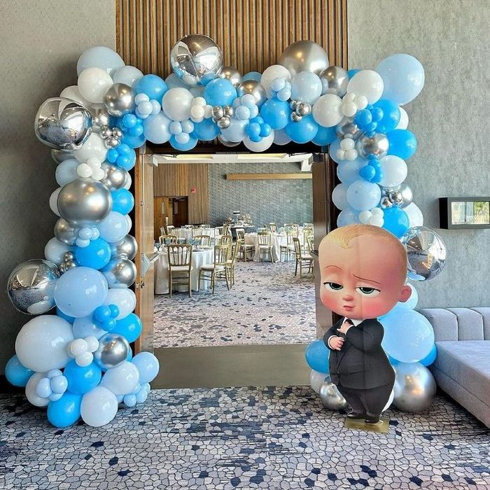 Праздничное оформление шарами