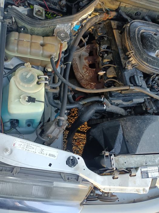 Мерцедес 124 на части