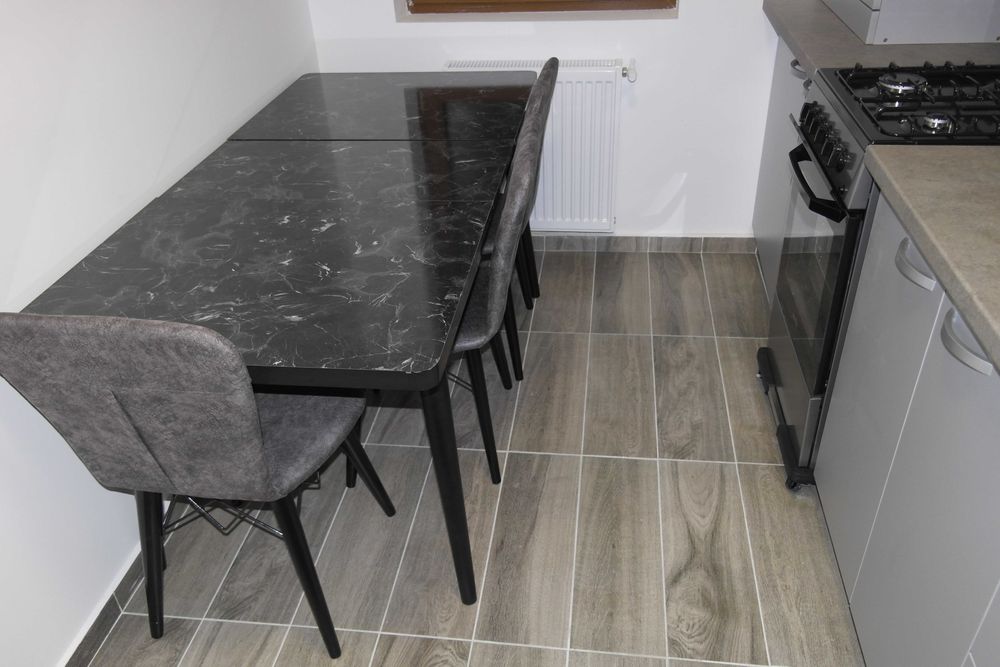 Vanzare apartament 2 camere Cartierul Solar, mobilat, utilat, cu loc de parcare subteran