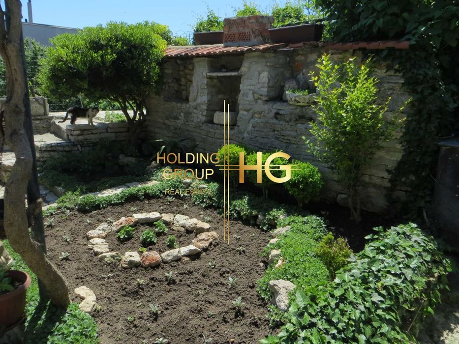 Къща в Добрич, област-гр.Балчик площ 200 цена 132000