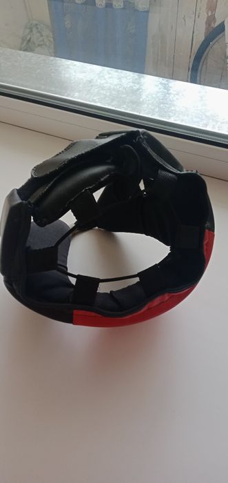 Продам шлем боксерский