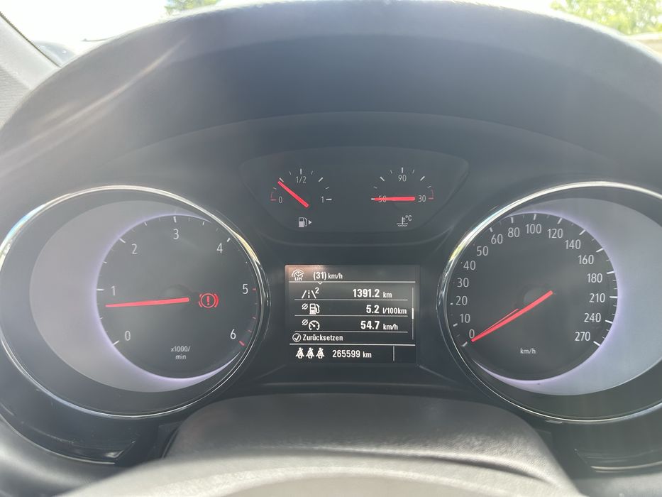 Opel Astra sports Touer 2016